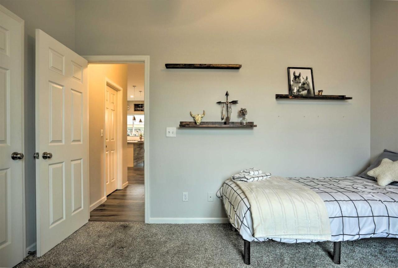 Stunning Clovis Home About 1 Mile To Old Town! Eksteriør bilde