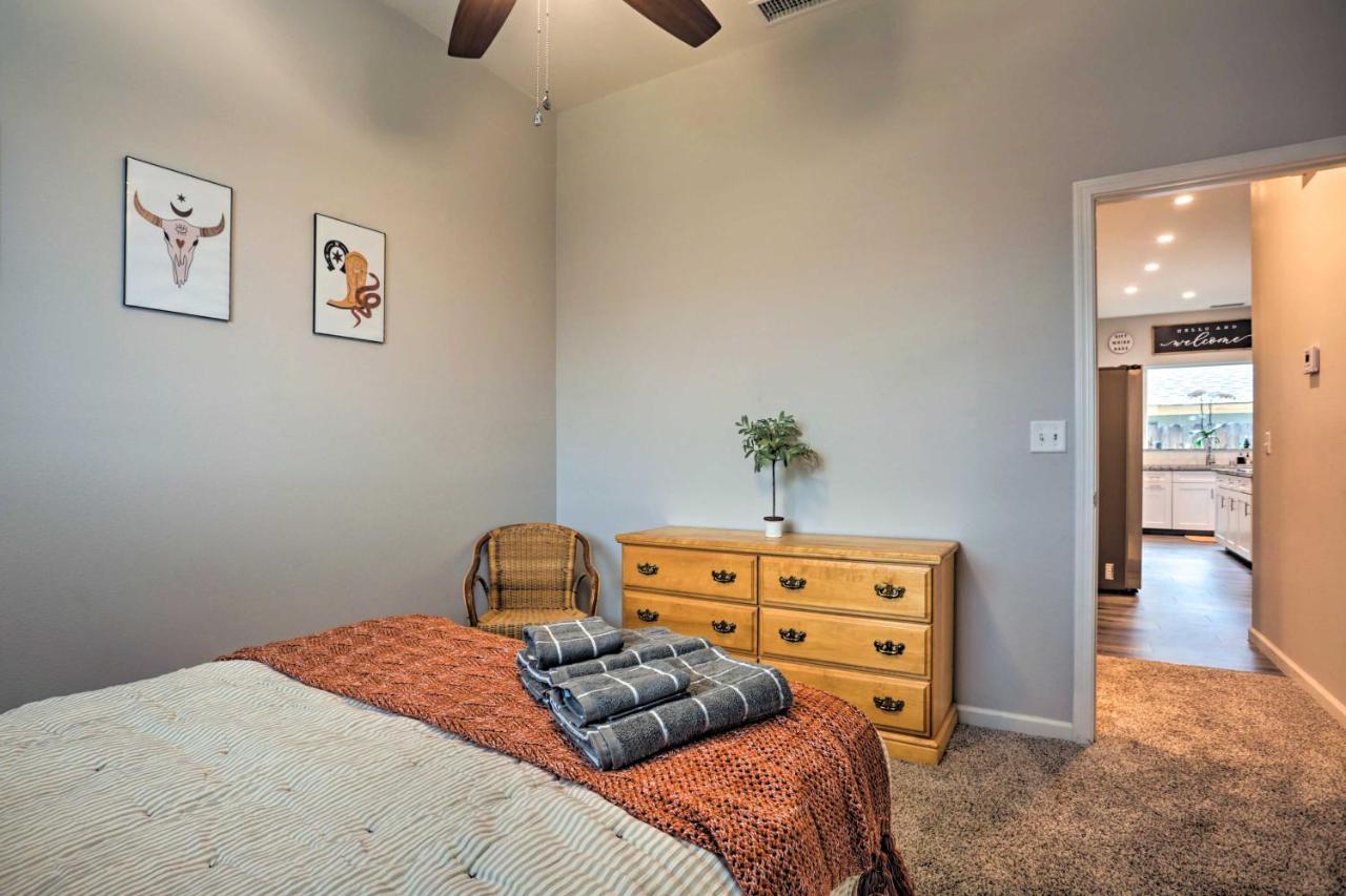 Stunning Clovis Home About 1 Mile To Old Town! Eksteriør bilde